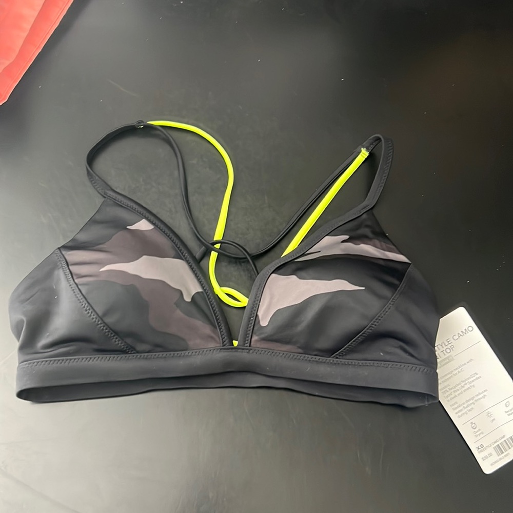 Athleta Freestyle Camo Bikini Top size XS